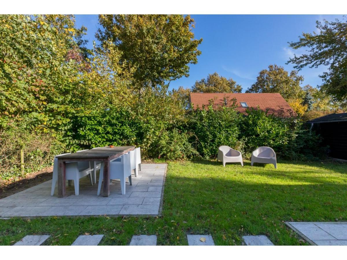 Beautiful Holiday Home With Sauna In A Quiet Wooded Area In Oostkapelle Exterior photo